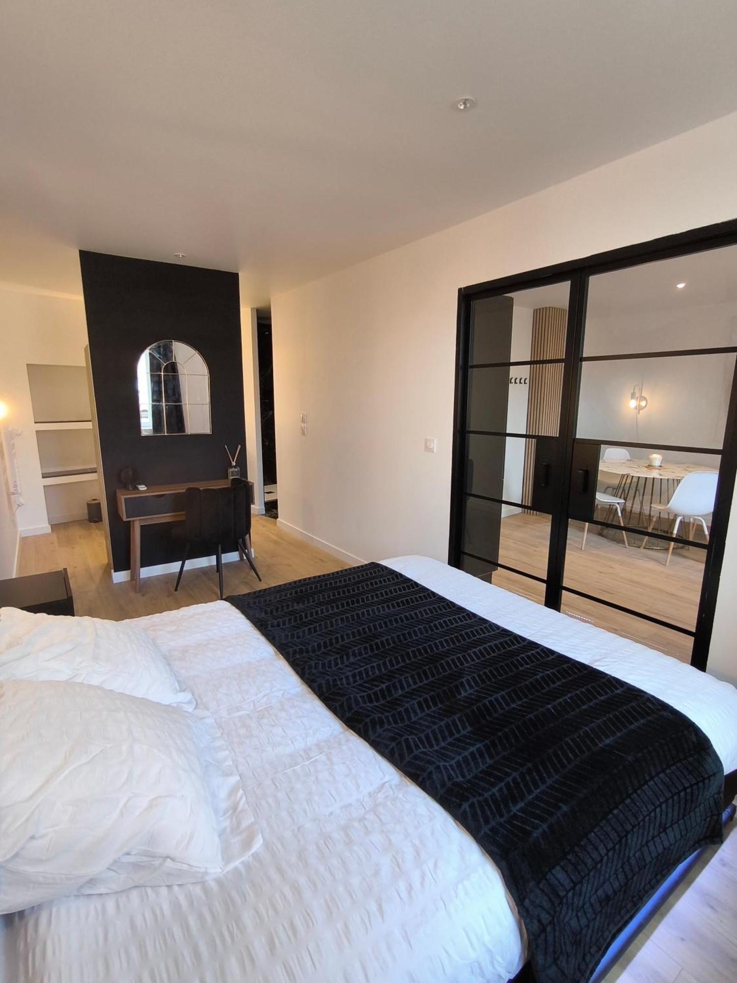 Sublime T2 En Plein Centre Climatise Apartment Montelimar Exterior photo